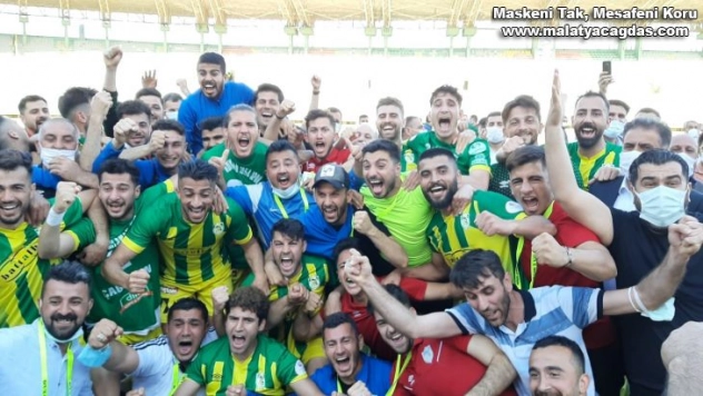 Adıyaman 1954 Spor şampiyon oldu