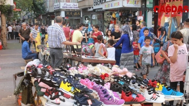 Adıyaman'da bayram öncesi alışveriş yoğunluğu