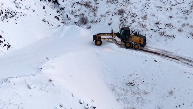 Karla mücadelede çalışmaları devam ediyor