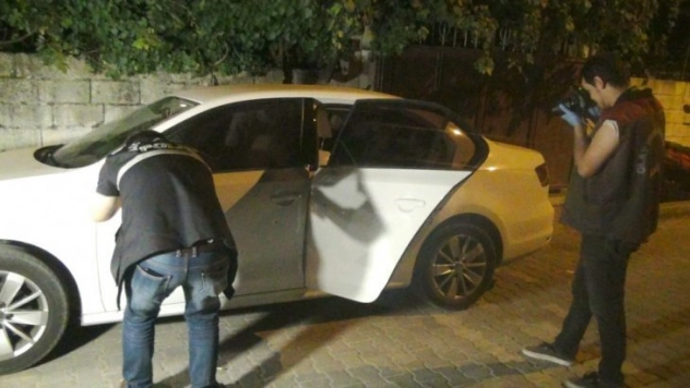 Adıyaman'da otomobil kurşunlandı