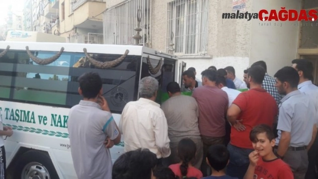 Adliye şoförü evinde ölü bulundu