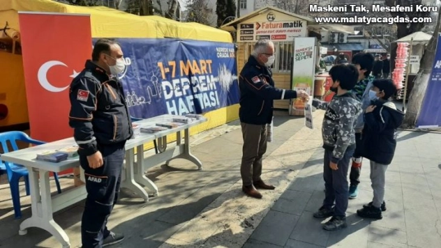 AFAD ekipleri halkı bilinçlendiriyor