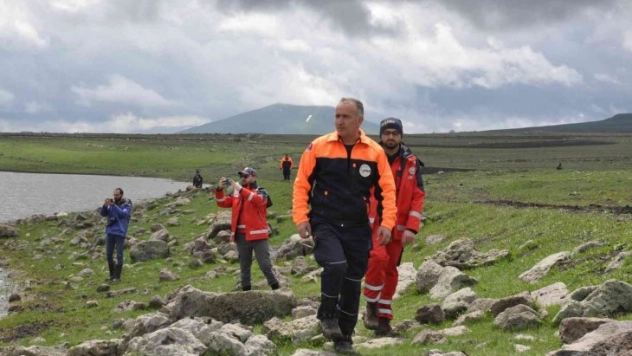 AFAD, ve Jandarma 4 gün uyumadan arama yaptı