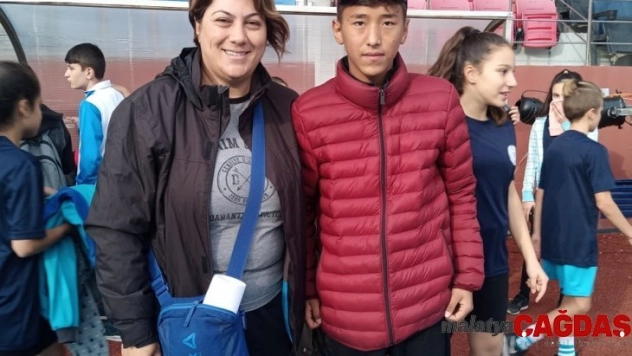 Afgan uyruklu öğrencinin büyük başarısı