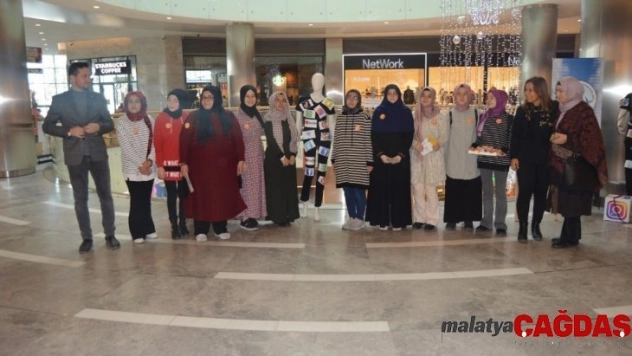 Afyonkarahisar'da sosyal medya bağlılığı anketi yapıldı