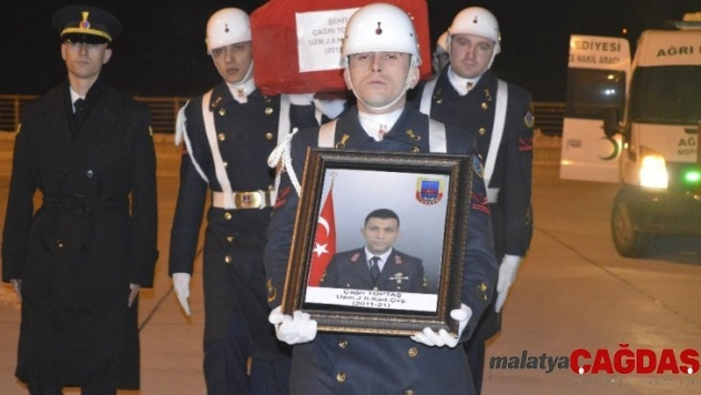 Ağrı'da şehit olan askerin cenazesi baba ocağına uğurlandı