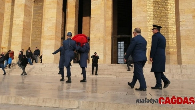 Ahıska Türklerinden Anıtkabir'e ziyaret