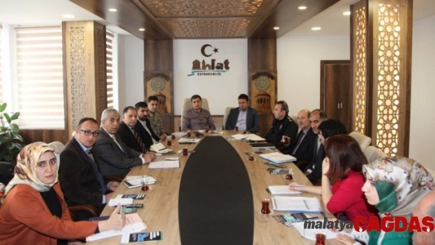 Ahlat'ta 'Bağımlılık ve Bağımlılık Yapıcı Maddelerle Mücadele' toplantısı