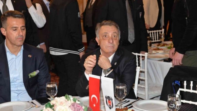 Ahmet Nur Çebi: 'Hakem hatalarından çok puan kaybettik'