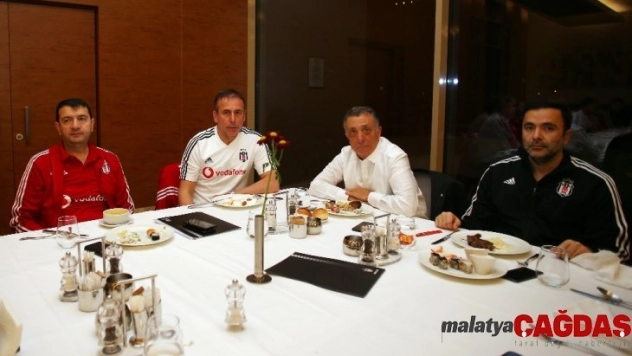 Ahmet Nur Çebi, Antalya'da takımla bir araya geldi