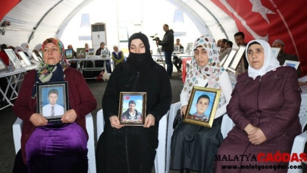 Ailelerin direnişi sürüyor, evlat nöbetine katılımlar devam ediyor