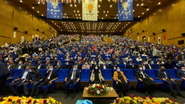 AK Parti Diyarbakır İl Başkanlığı Genişletilmiş İl Danışma Meclisi Toplantısı gerçekleştirildi