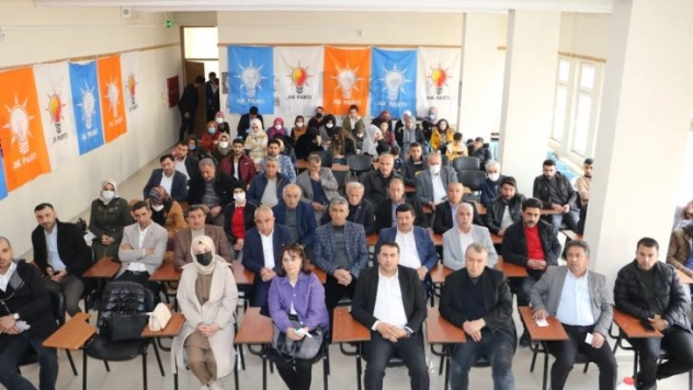 AK Parti Diyarbakır teşkilatı partililerle bir araya geldi