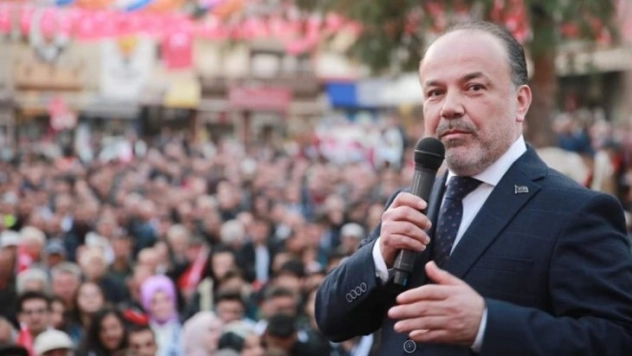 AK Parti'li Yavuz: 'Gazi Mustafa Kemal Atatürk'ü, CHP'den kurtarmanın zamanı geldi de geçiyor'