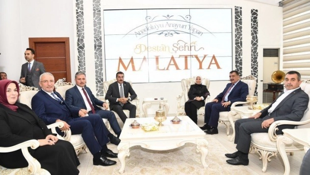 AK Parti'den Belediye Başkanı Gürkan'a ziyaret