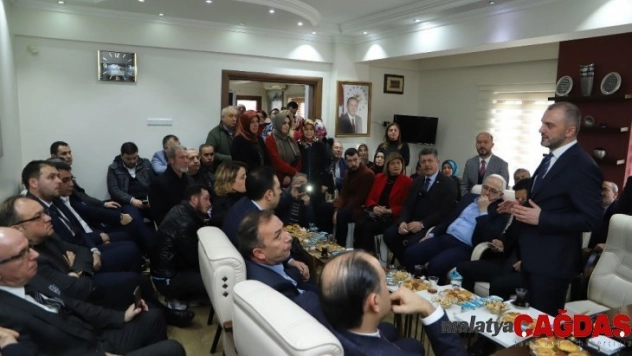 AK Parti'li Çipilioğlu: İlçe teşkilatımız Türkiye'ye örnek gösterildi