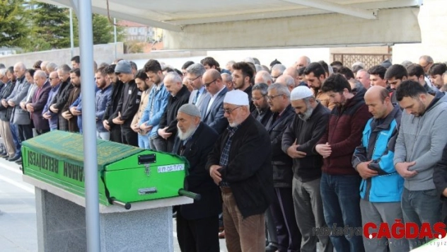 AK Partili eski belediye başkan yardımcısı son yolculuğuna uğurlandı