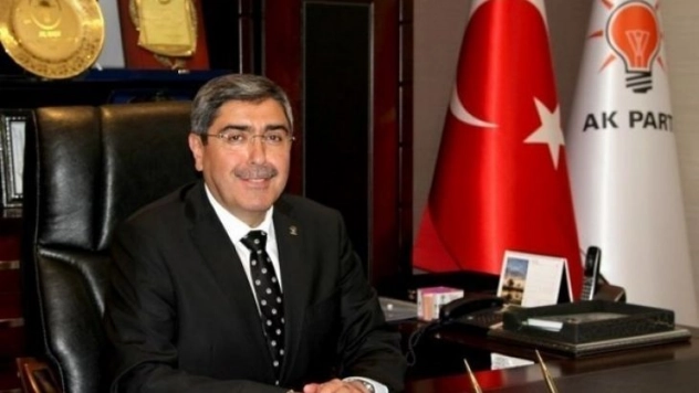 AK Partili Özkeçeci'den Mevlid Kandili mesajı