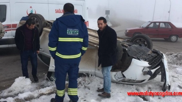 AK Partili Öztoprak, kaza geçirdi