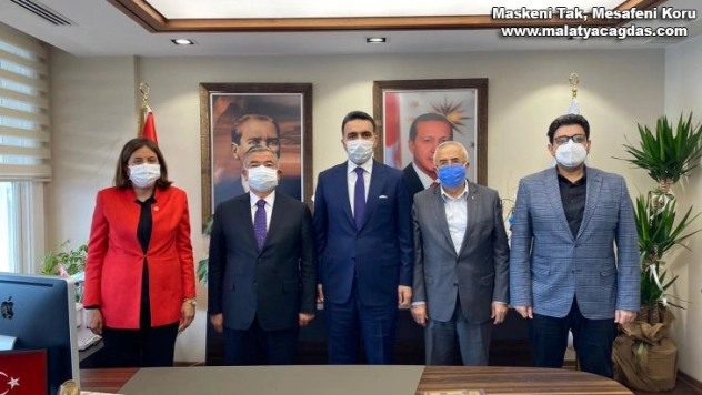 AK Partili vekillerden İstanbul çıkartması