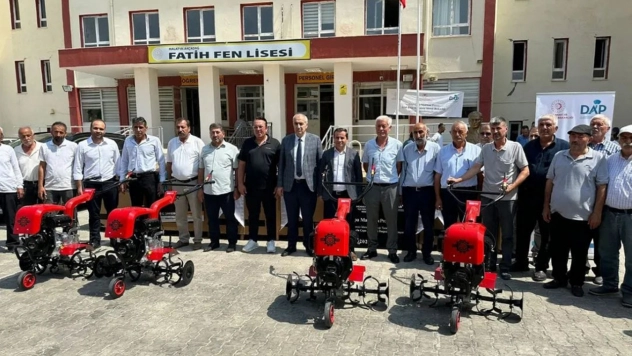 Akçadağ'da Çiftçilere DAP Destekli Makine Desteği