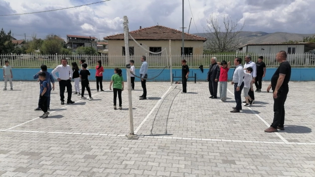 Akçadağ Kaymakamı ve Belediye Başkanı Öğrencilerle Buluştu