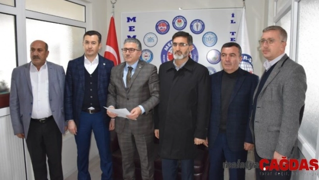 Akdoğan: 'Kahrolsun küresel emperyalizm, yaşasın zulme karşı direnişimiz'