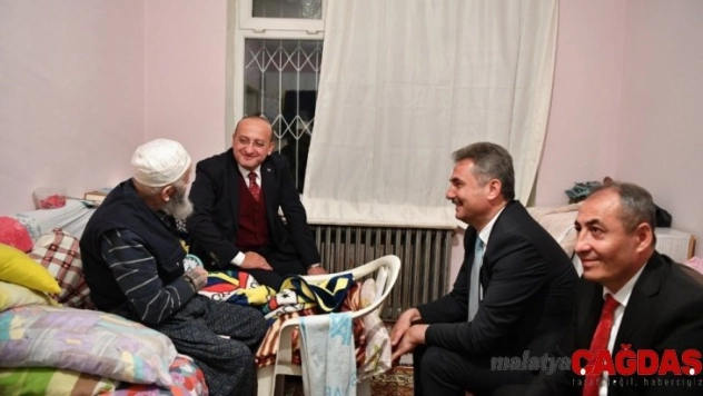 Akdoğan ve Köse'den Mamak'ta ev ziyareti