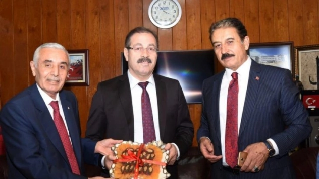 Akgül'den ESKKK Başkanı Evren'e ziyaret