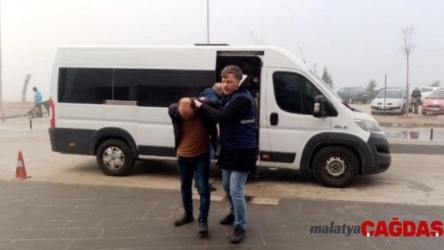 Aksaray'da göçmen kaçakçılığı operasyonu: 5 tutuklama