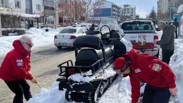 AKUT Bingöl'den zorlu şartlarda hayat kurtaran operasyon