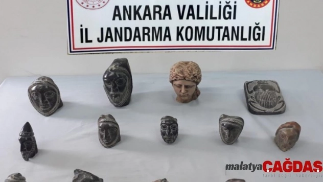 Akyurt'ta Helenistik döneme ait 14 heykel ele geçirildi