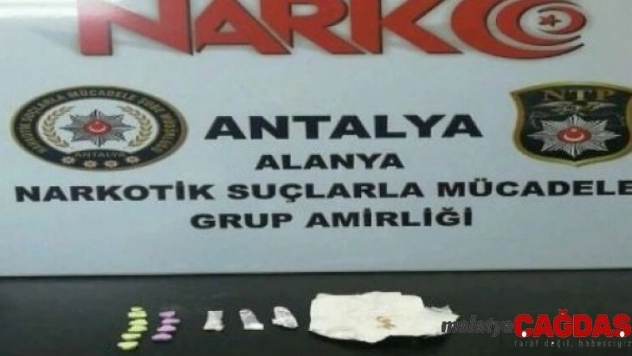 Alanya'da uyuşturucu operasyonu: 3 gözaltı