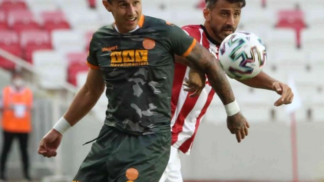 Alanyaspor ile Sivasspor 9. randevuda