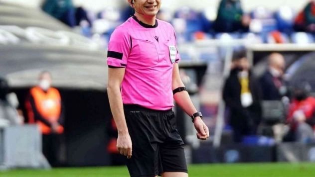 Alanyaspor - Sivasspor maçını Yaşar Kemal Uğurlu yönetecek