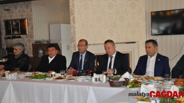 Ali Çetin: 'Görüştüğümüz 6 futbolcudan 2-3 tanesini sonuçlandıracağız'