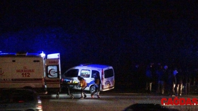 Alkollü sürücü TEM otoyolunu birbirine kattı: 2 yaralı