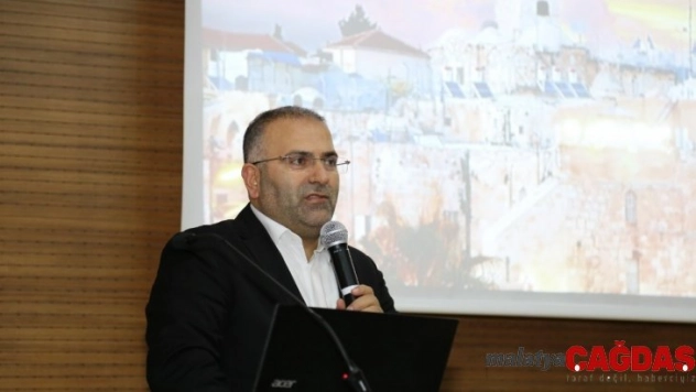 ALKÜ'de insanlığın ortak mirası Kudüs konuşuldu