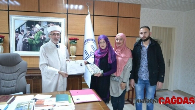 Alman, Leonie Balbina Balzer, Lale ismi ile Müslüman oldu