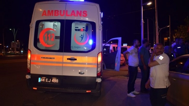 Alt geçitte intihar girişimini polis engelledi