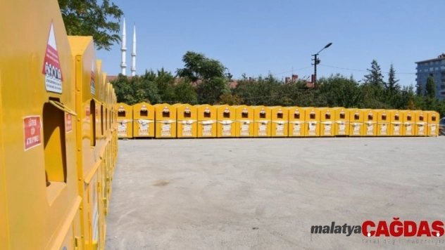 Altındağ Belediyesinden 400 noktaya giysi kumbarası