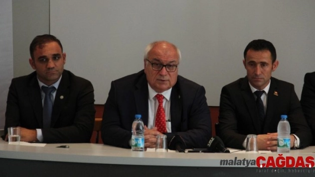 Yeni Teknik Direktörü Gazi Osman Çakmak oldu