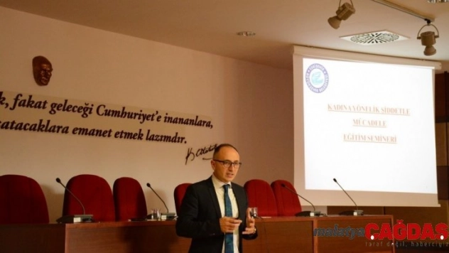 Anadolu Üniversitesi'nde 'Kadına Yönelik Şiddetle Mücadele Eğitim Semineri'