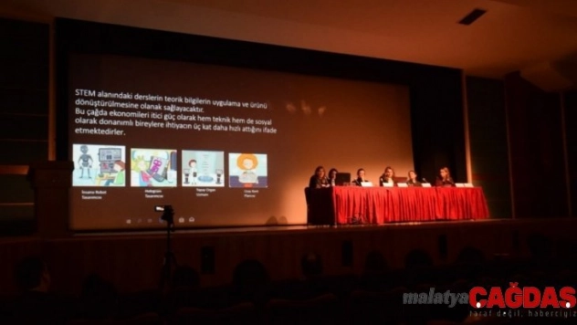 Anadolu Üniversitesi'nde 'Sanat Eğitiminde Yeni Değerler' paneli