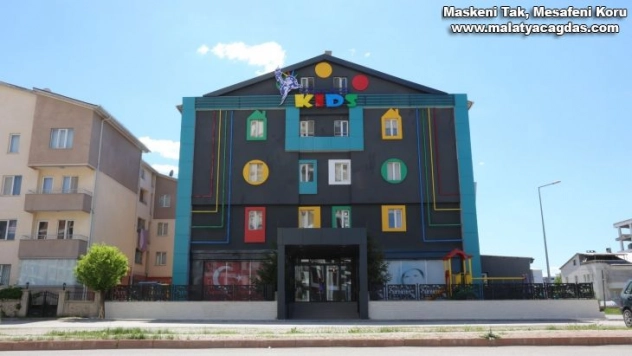 Anaokulu eğitiminde parmakla gösterilecek