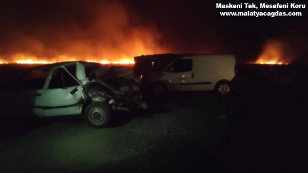 Anız yangını kazaya neden oldu: 2 yaralı