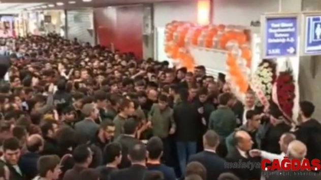 Ankamall AVM'de açılış rezaleti