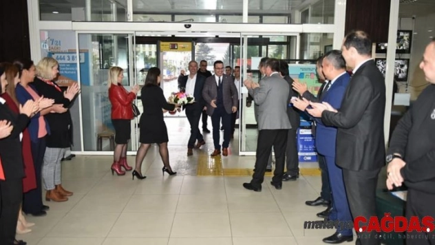 Ankara'dan dönen başkan Kanar'a Mustafakemalpaşa'da coşkulu karşılama