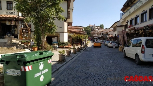 Ankara Kalesi'nde temizlik ve peyzaj çalışması