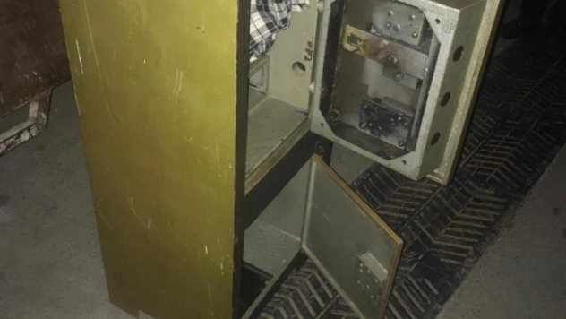 Polis Yaşlı adamı bağlayıp evini soyan hırsızları kıskıvrak yakaladı